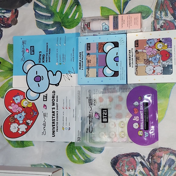 The Crème Shop X BT21 Limited Edition Bundle NWT 6 Pieces Koya & Group